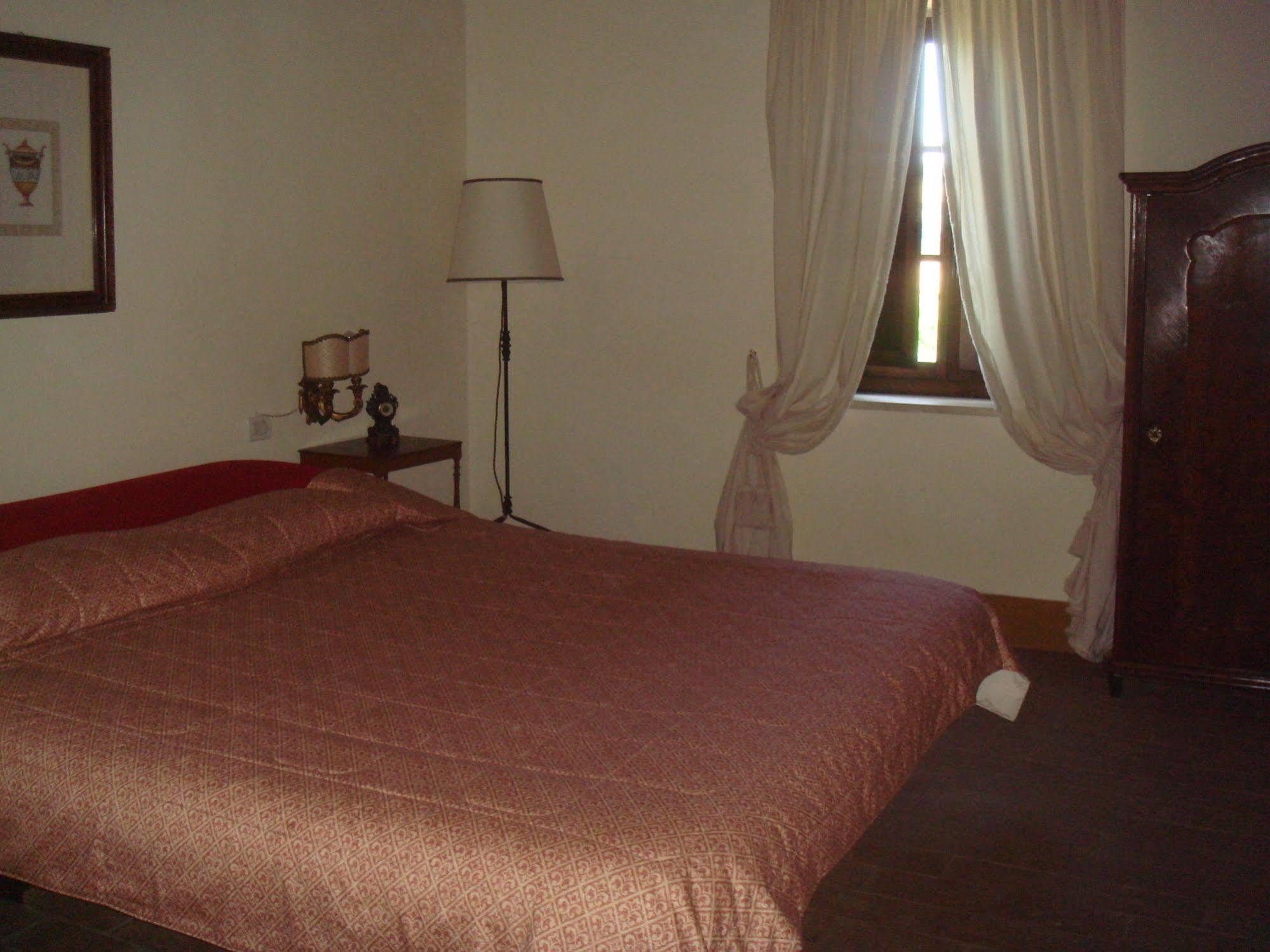Agriturismo Tenuta Armaiolo Rapolano Terme Bagian luar foto